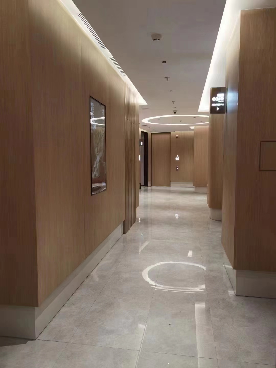 富美家衛(wèi)生間隔斷做鋁蜂窩芯的優(yōu)點(diǎn)有什么